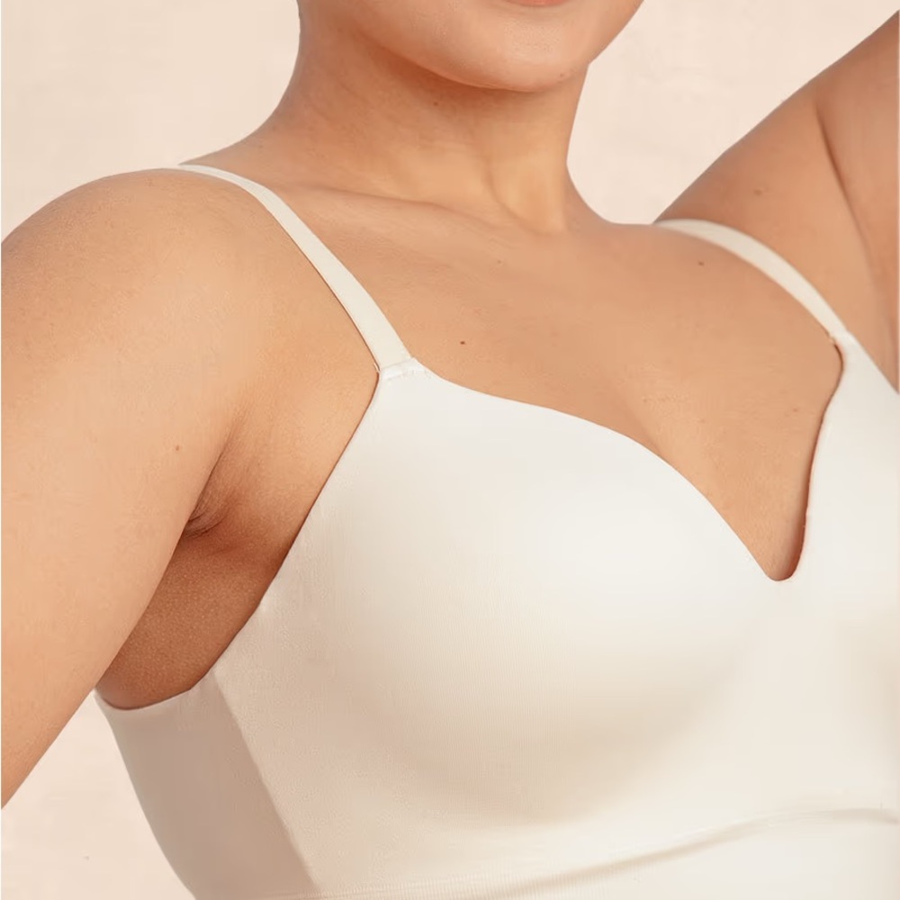 51TK.- Truekind® Supportive Comfort Wireless Shaping Bra. Size S - Picture 2 of 3
